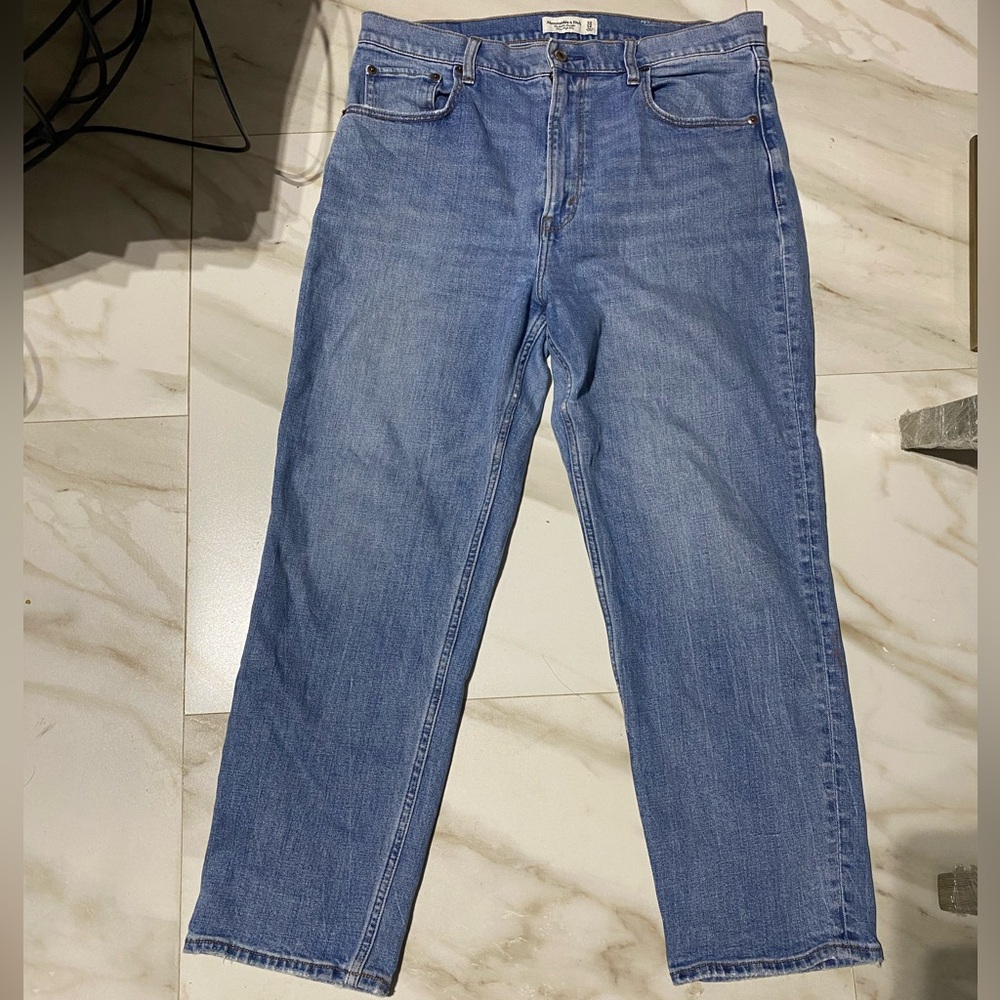 Abercrombie And Fitch the ankle straight ultra highrise 32/14